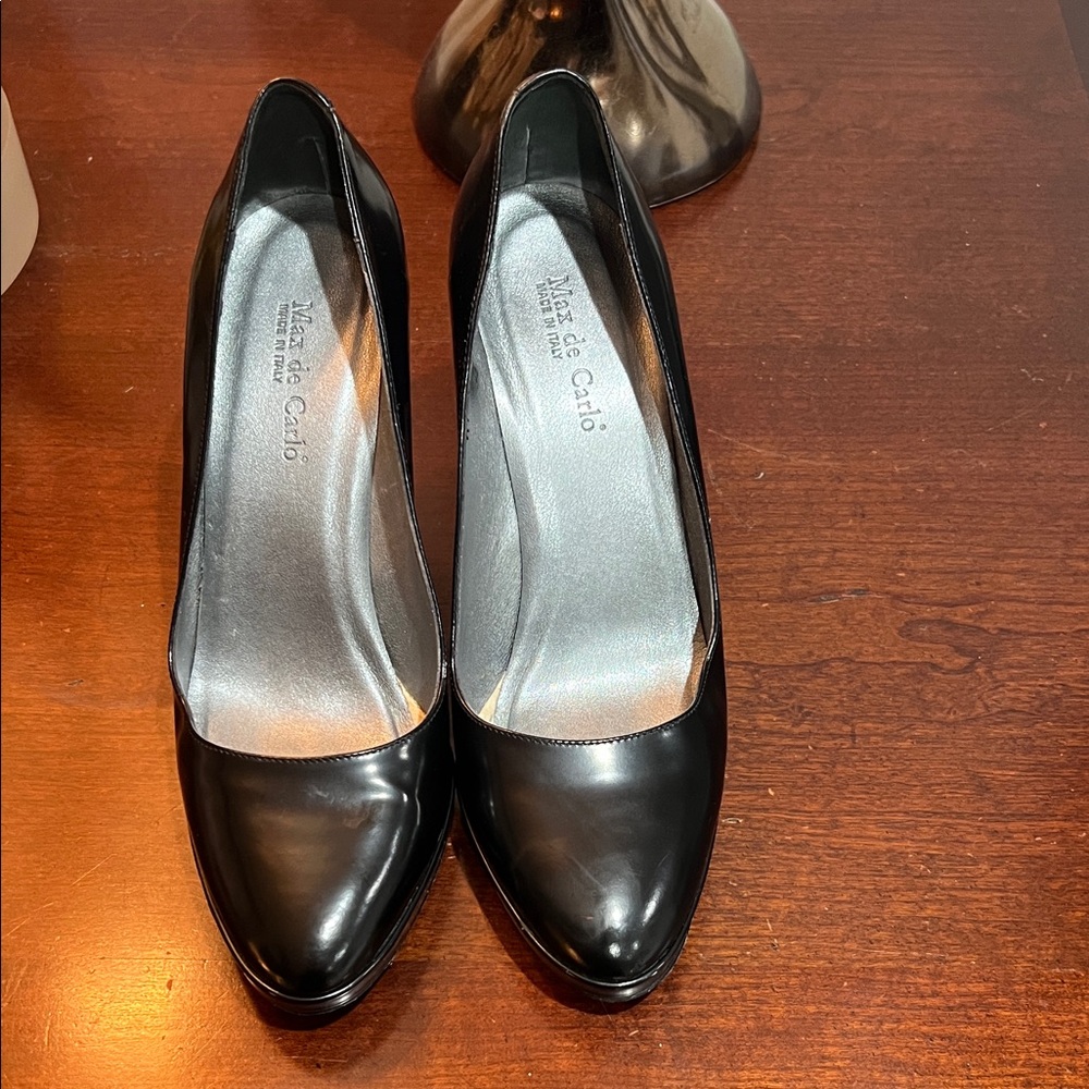 Max de Carlo Black Platform Heels